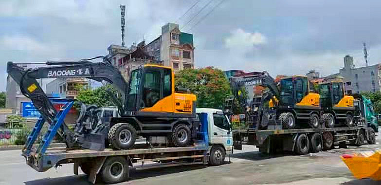寶鼎南寧抓木機(jī)發(fā)車客戶