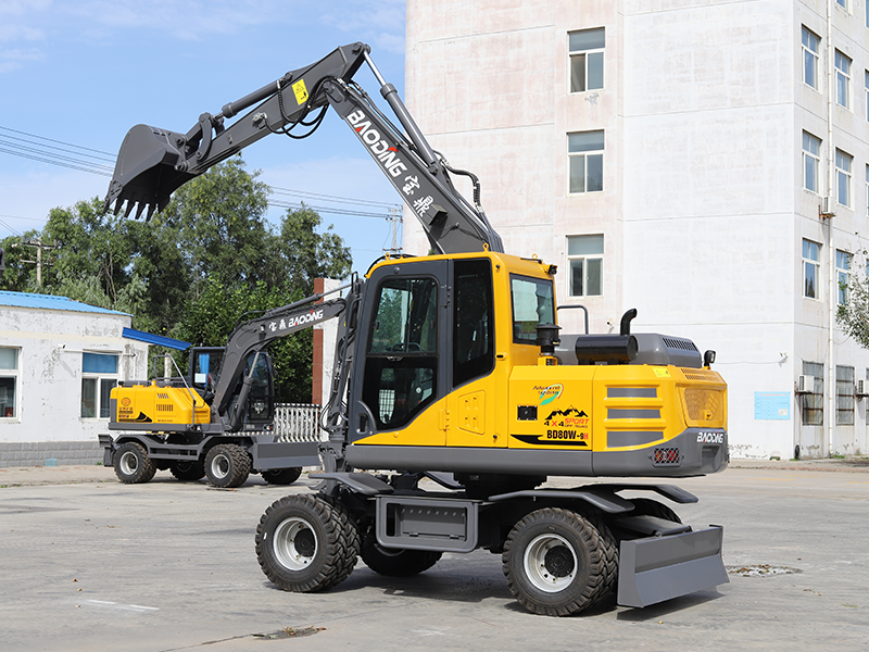 寶鼎BD80W-9H輪式挖掘機，市政好幫手